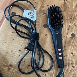 L’ange Le Vite Hair Ceramic Straightening Brush Black